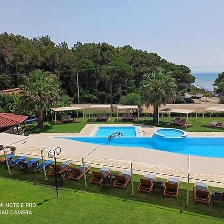 Glyfa Beach Hotel Vartholomio Eksteriør bilde